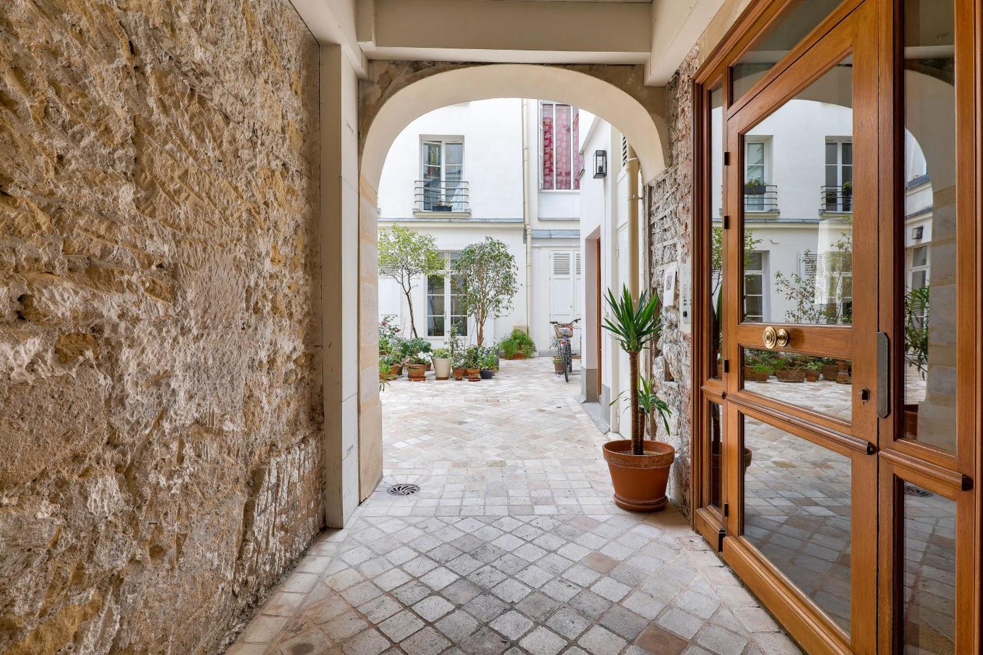 Paradise In The Center Of Paris - Le Marais Bagian luar foto